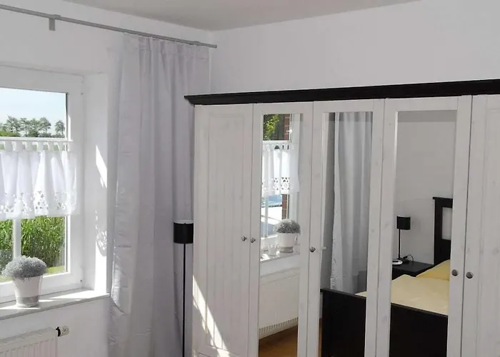 For 4 People With Terrace Dom wakacyjny Greetsiel